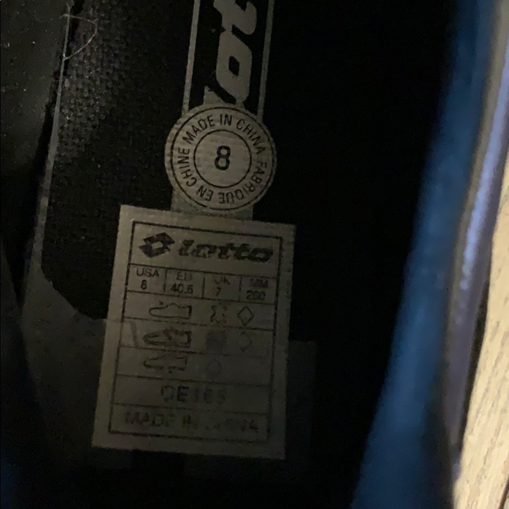 Shoe - Picture 6 of 6
